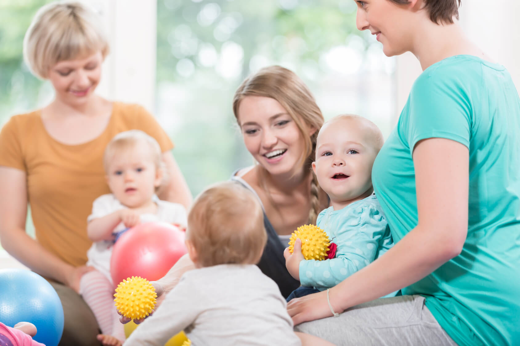 Spielgruppe mit Mamas und ihren Kindern